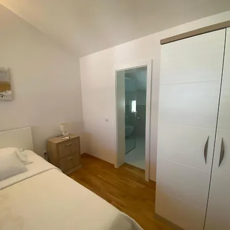 Mediterrane Villa- Pool- Panoramablick Aufs By Interhome Prázdninový dům *